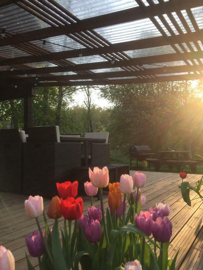 Joosepi Holiday House Silla  Bagian luar foto